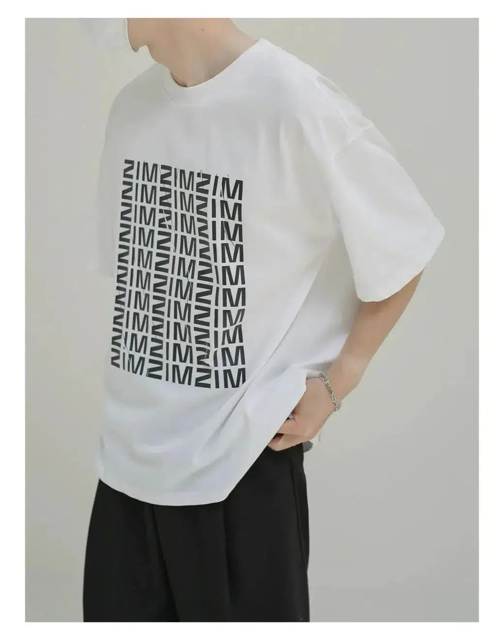 Loose-fit Graphic Printed T-shirt